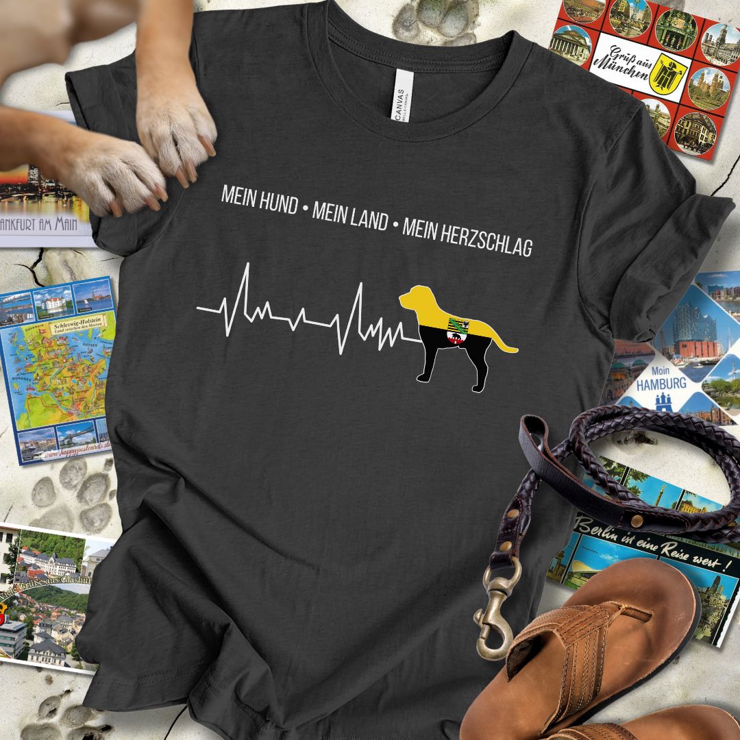 Mein Hund, Mein Land, Mein Herzschlag - Sachsen-Anhalt - T-Shirt Unisex Slim Fit