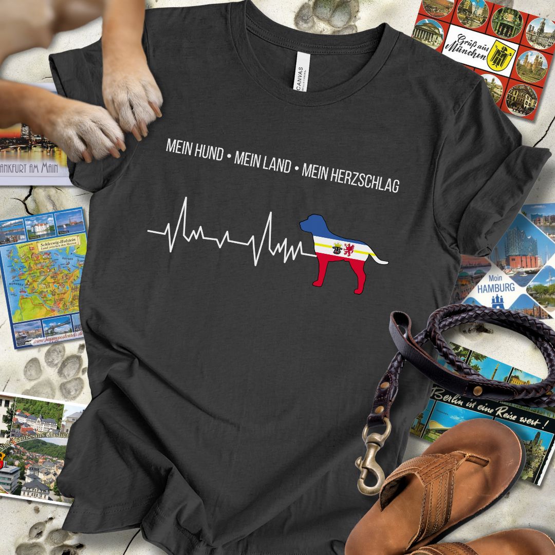 Mein Hund, Mein Land, Mein Herzschlag - Mecklenburg-Vorpommern - T-Shirt Unisex Slim Fit