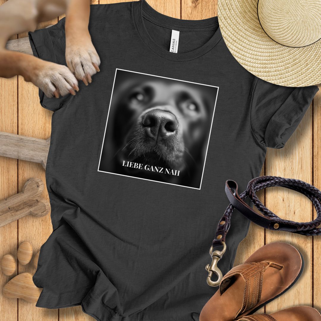 Liebe ganz nah - T-Shirt Unisex Modern Fit - Weich & Leicht