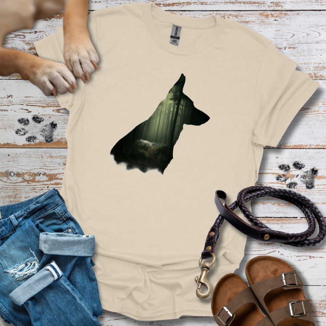 Schäferhund Silhouette mit Wald - T-Shirt Unisex Relaxed Fit