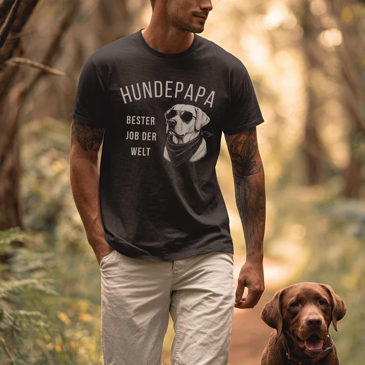 T-Shirt des Monats Mai "Bester Job der Welt: Hundepapa" - T-Shirt Unisex Modern Fit - Weich & Leicht