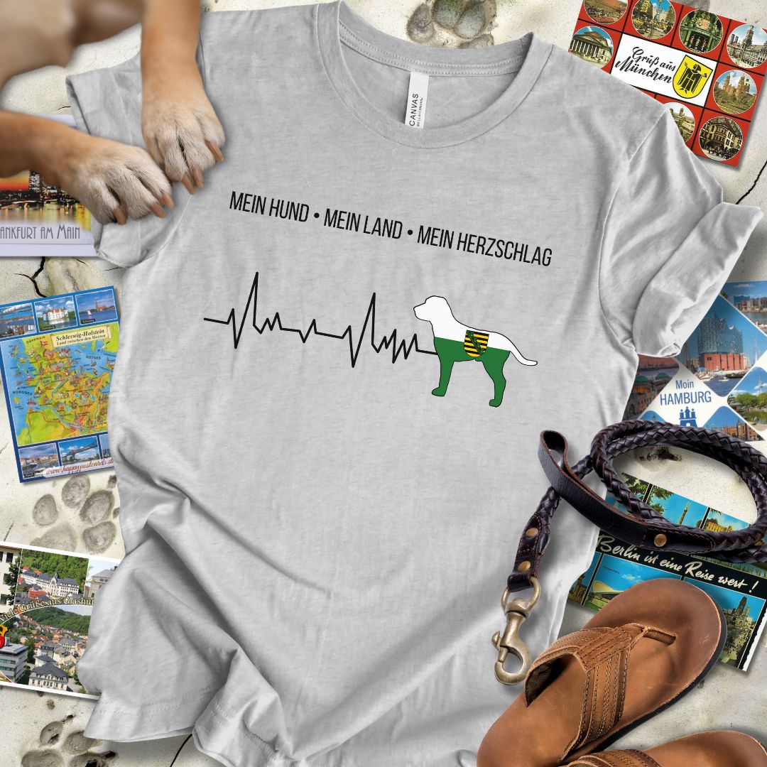Mein Hund, Mein Land, Mein Herzschlag - Sachsen - T-Shirt Unisex Slim Fit