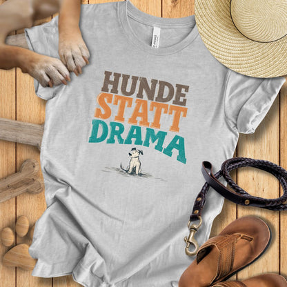 Hunde statt Drama - T-Shirt Unisex Modern Fit - Weich & Leicht