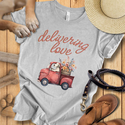 Delivering Love - T-Shirt Unisex Modern Fit - Weich & Leicht