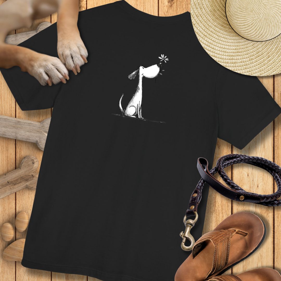 Kleiner Hund mit Blume - Vorne & Hinten - T-Shirt Unisex Modern Fit - Weich & Leicht