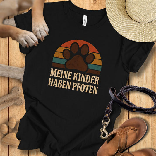 Meine Kinder Haben Pfoten - T-Shirt Unisex Modern Fit - Weich & Leicht
