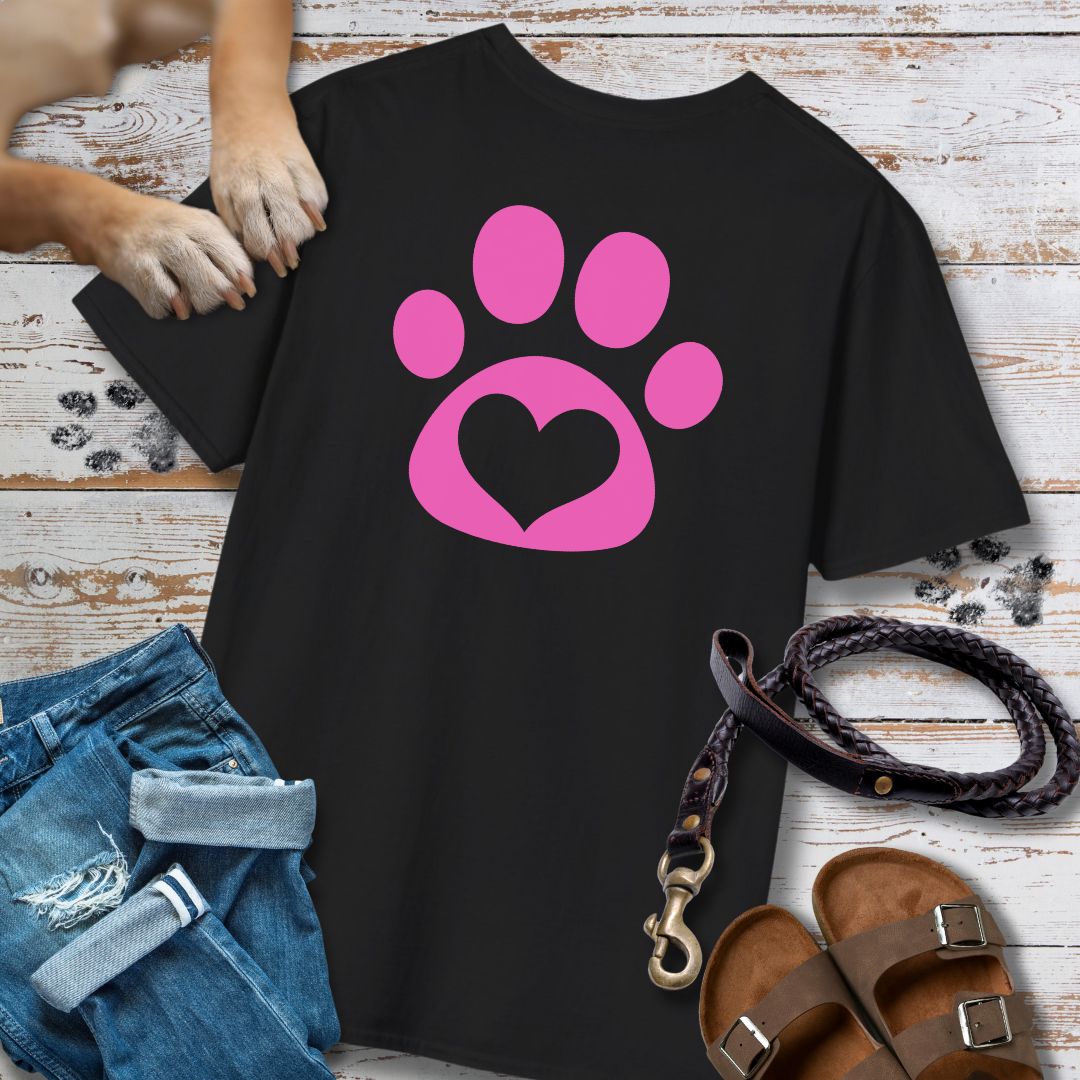 Love in Pink - Vorne & Hinten - T-Shirt Unisex Classic Fit - Bequemer Klassiker