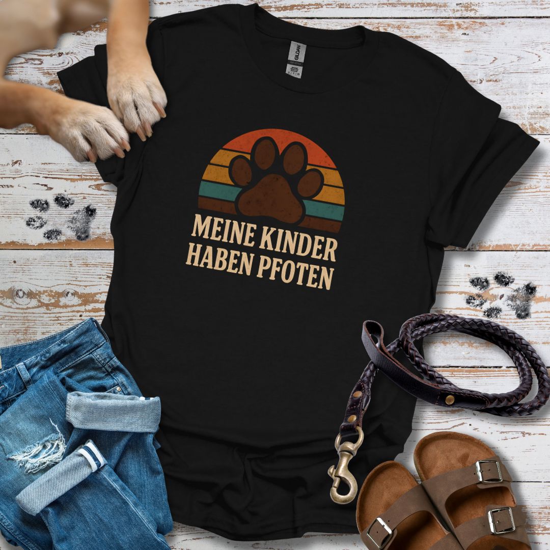 Meine Kinder haben Pfoten - T-Shirt Unisex Classic Fit - Bequemer Klassiker