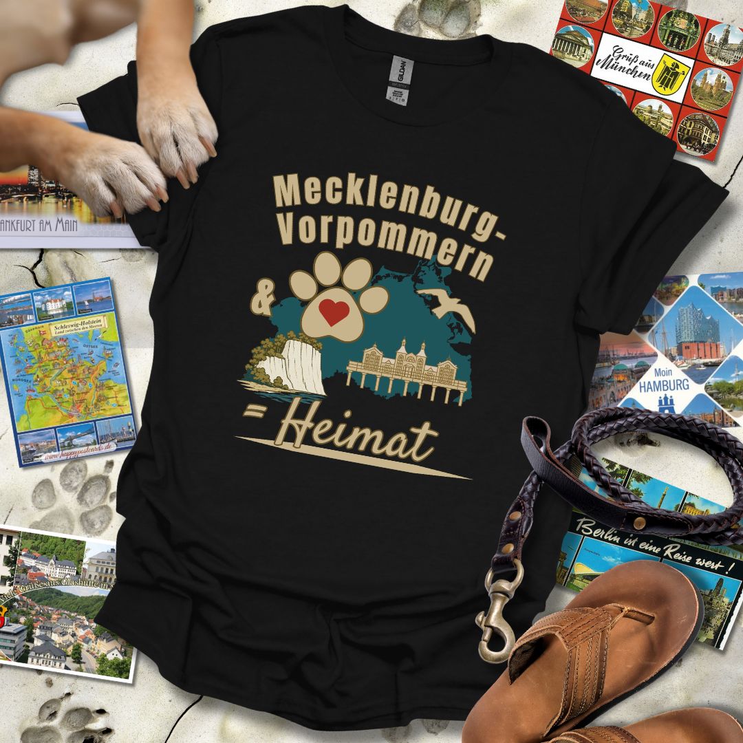 Mecklenburg-Vorpommern & Hund = Heimat - T-Shirt Unisex Classic Fit - Bequemer Klassiker