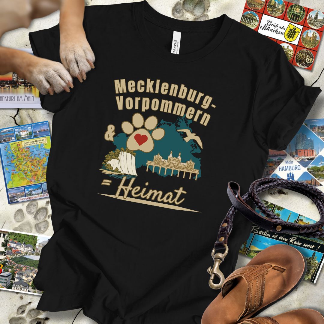 Mecklenburg-Vorpommern & Hund = Heimat - T-Shirt Unisex Modern Fit - Weich & Leicht