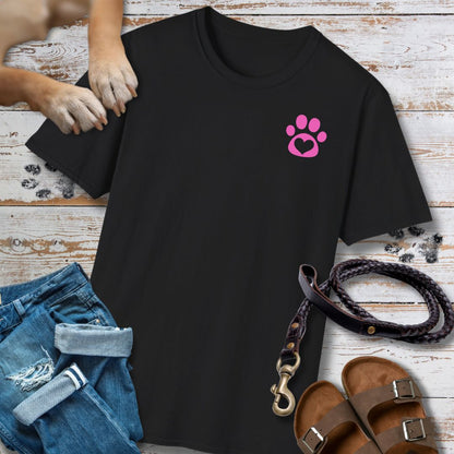 Love in Pink - Vorne & Hinten - T-Shirt Unisex Classic Fit - Bequemer Klassiker