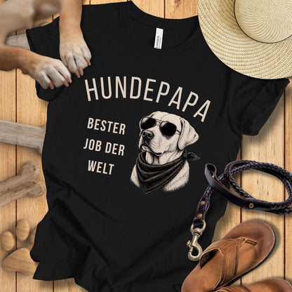 T-Shirt des Monats Mai "Bester Job der Welt: Hundepapa" - T-Shirt Unisex Modern Fit - Weich & Leicht