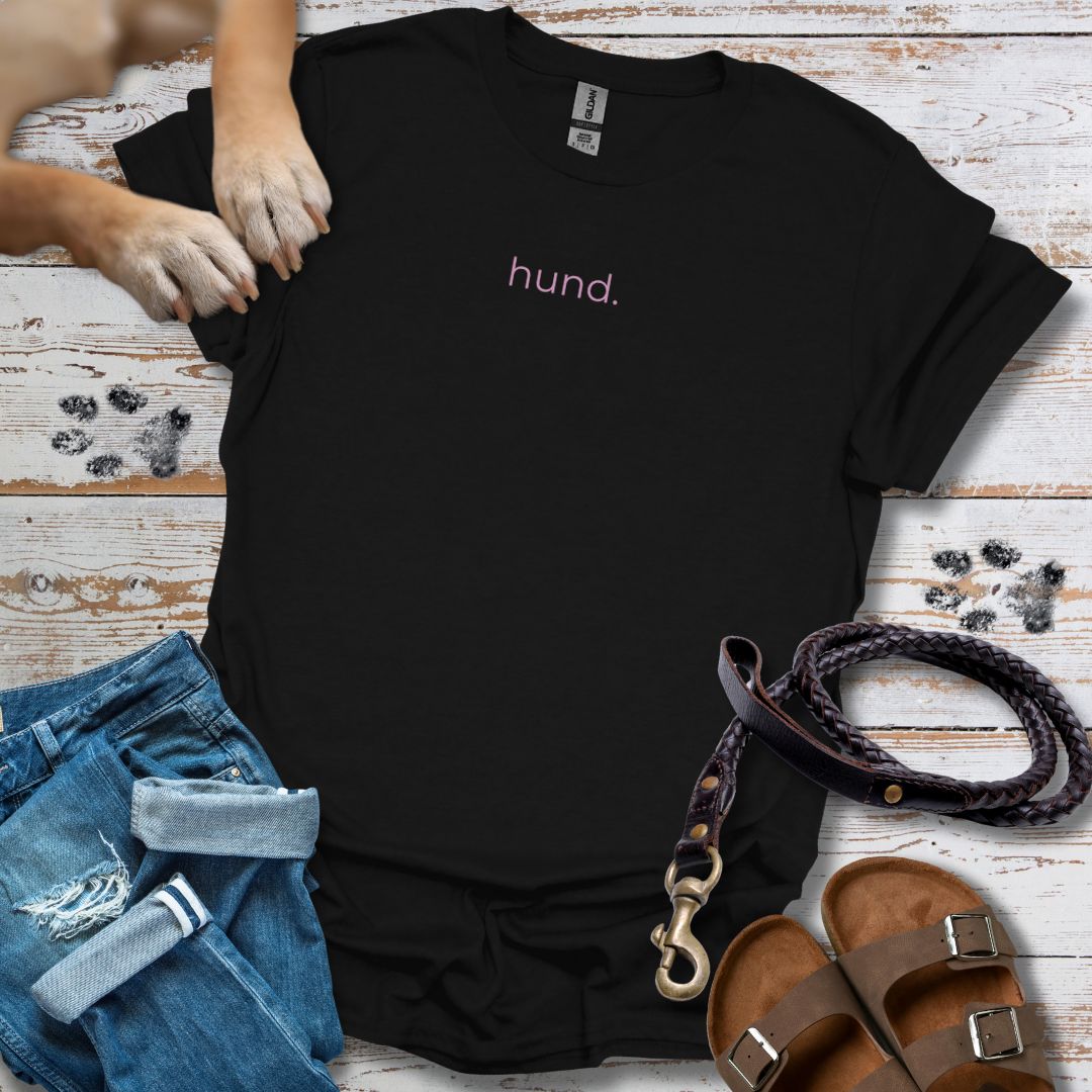 hund. in rosa - T-Shirt Unisex Classic Fit - Bequemer Klassiker