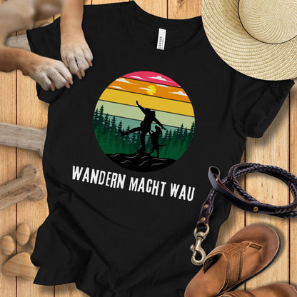 Wandern macht Wau - T-Shirt Unisex Modern Fit - Weich & Leicht