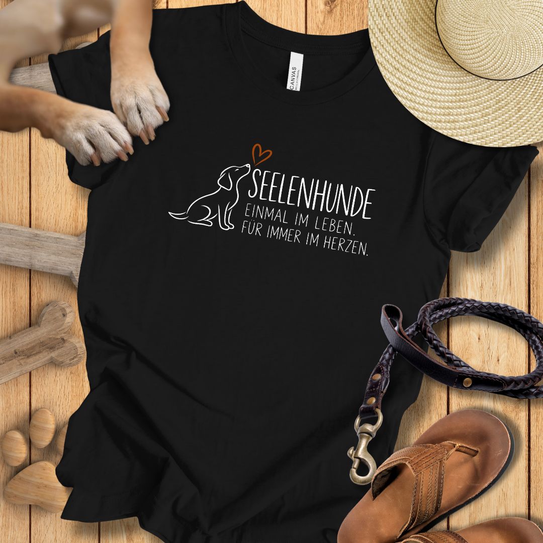 Seelenhunde – "Einmal im Leben, für immer im Herzen" - Premium T-Shirt Modern Fit - Weich & Leicht