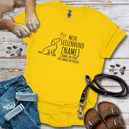 Mein Seelenhund Personalisierbar - T-Shirt Classic Fit - Bequemer Klassiker