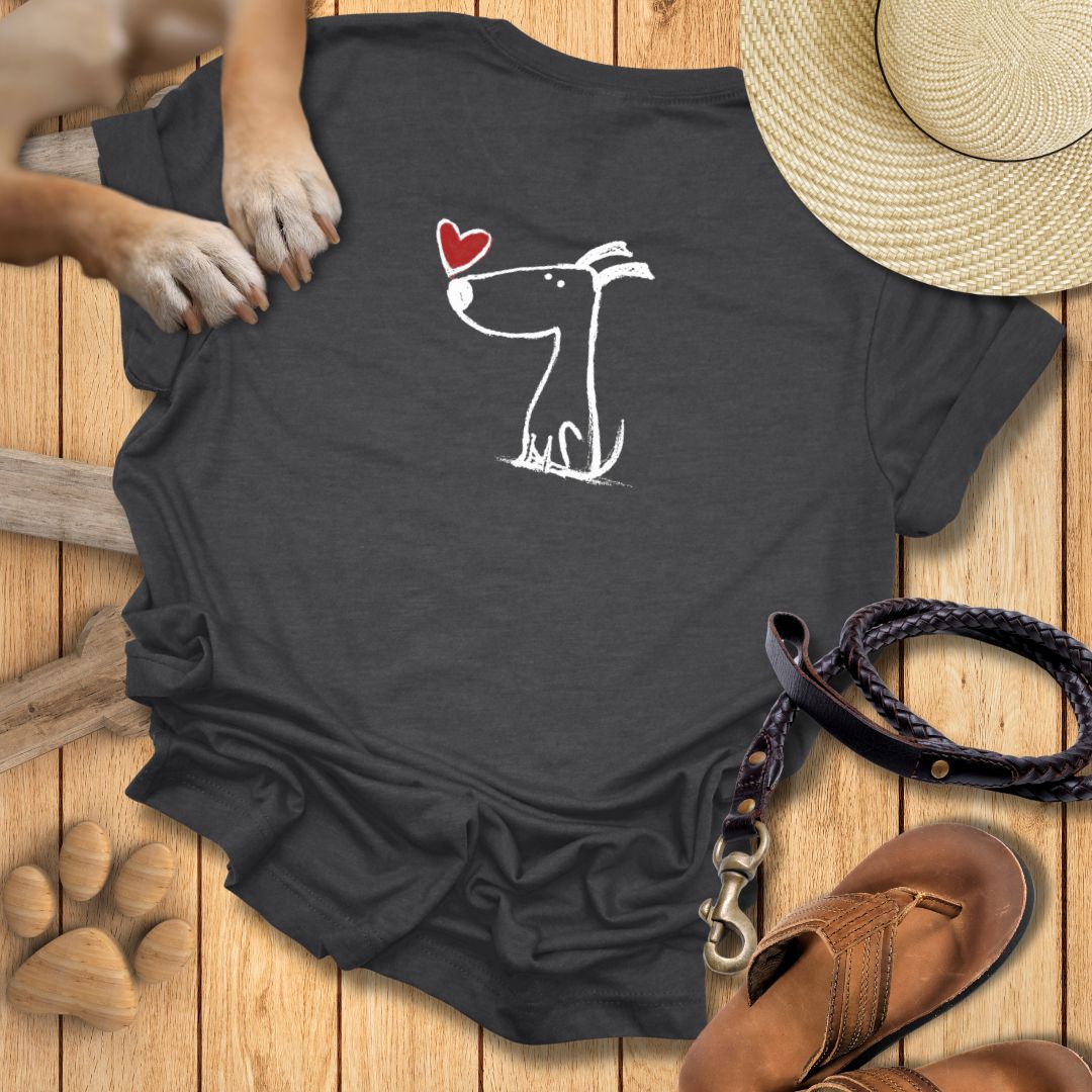 Kleiner Hund mit Herz - Beidseitig bedrucktes T-Shirt Damen Slim Fit