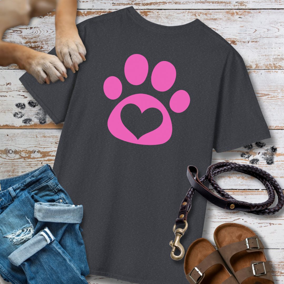 Love in Pink - Vorne & Hinten - T-Shirt Unisex Classic Fit - Bequemer Klassiker