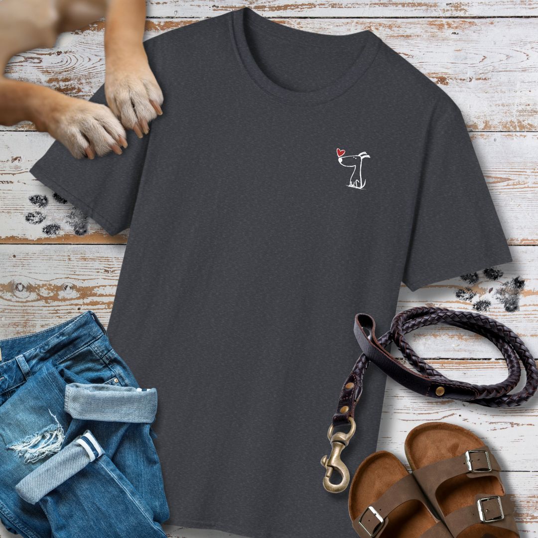 Kleiner Hund mit Herz - Vorne & Hinten - T-Shirt Unisex Classic Fit Standard Qualität