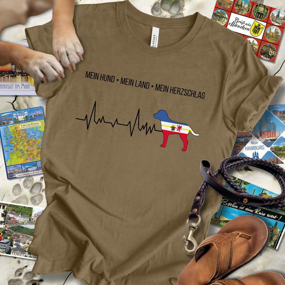 Mein Hund, Mein Land, Mein Herzschlag - Mecklenburg-Vorpommern - T-Shirt Unisex Slim Fit