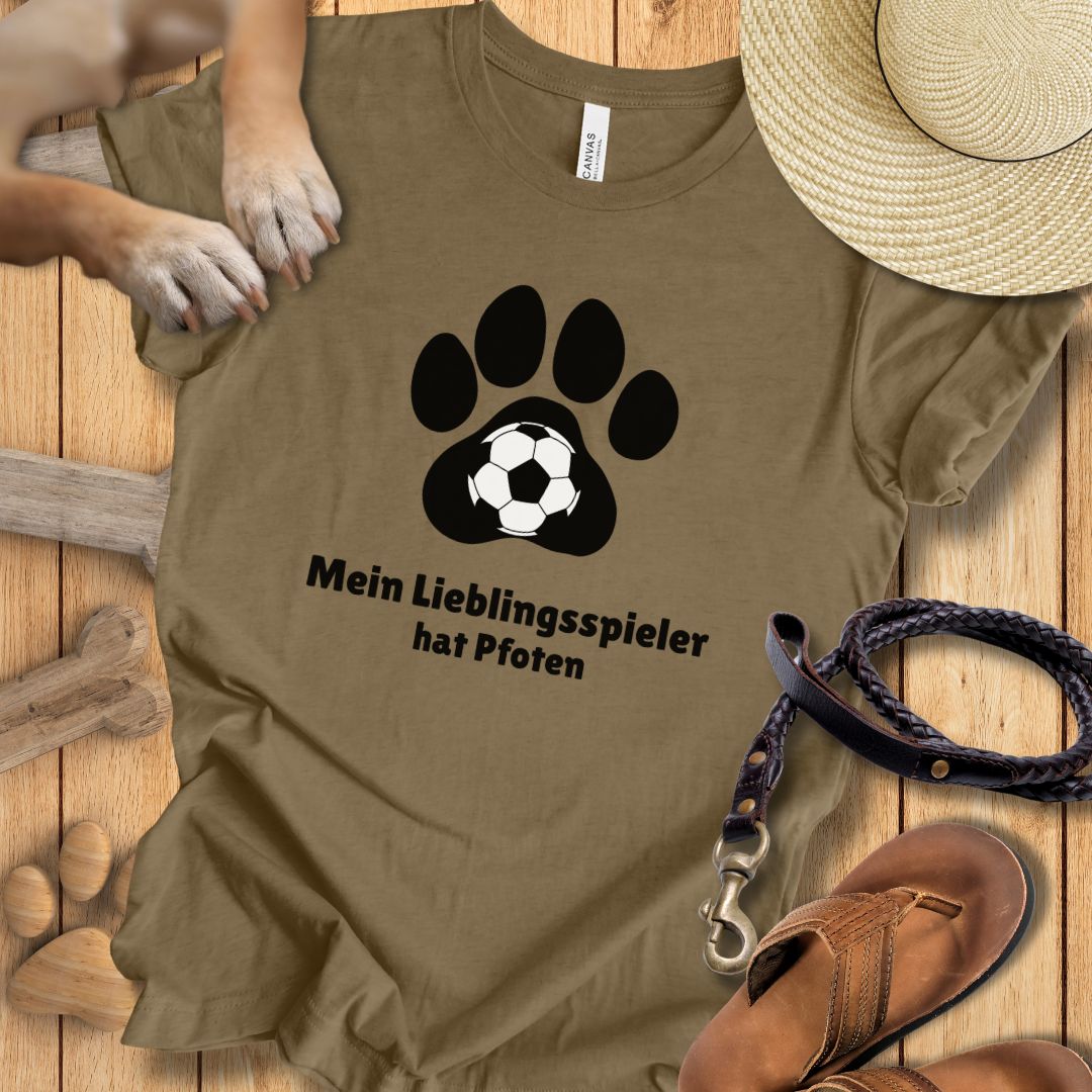Mein Lieblingsspieler hat Pfoten - WM-Edition - T-Shirt Unisex Modern Fit - Weich & Leicht