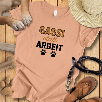Gassi statt Arbeit - T-Shirt Unisex Modern Fit - Weich & Leicht
