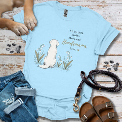 T-Shirt des Monats Mai "Hundemama - leise Liebe" – T-Shirt Unisex Classic Fit - Bequemer Klassiker