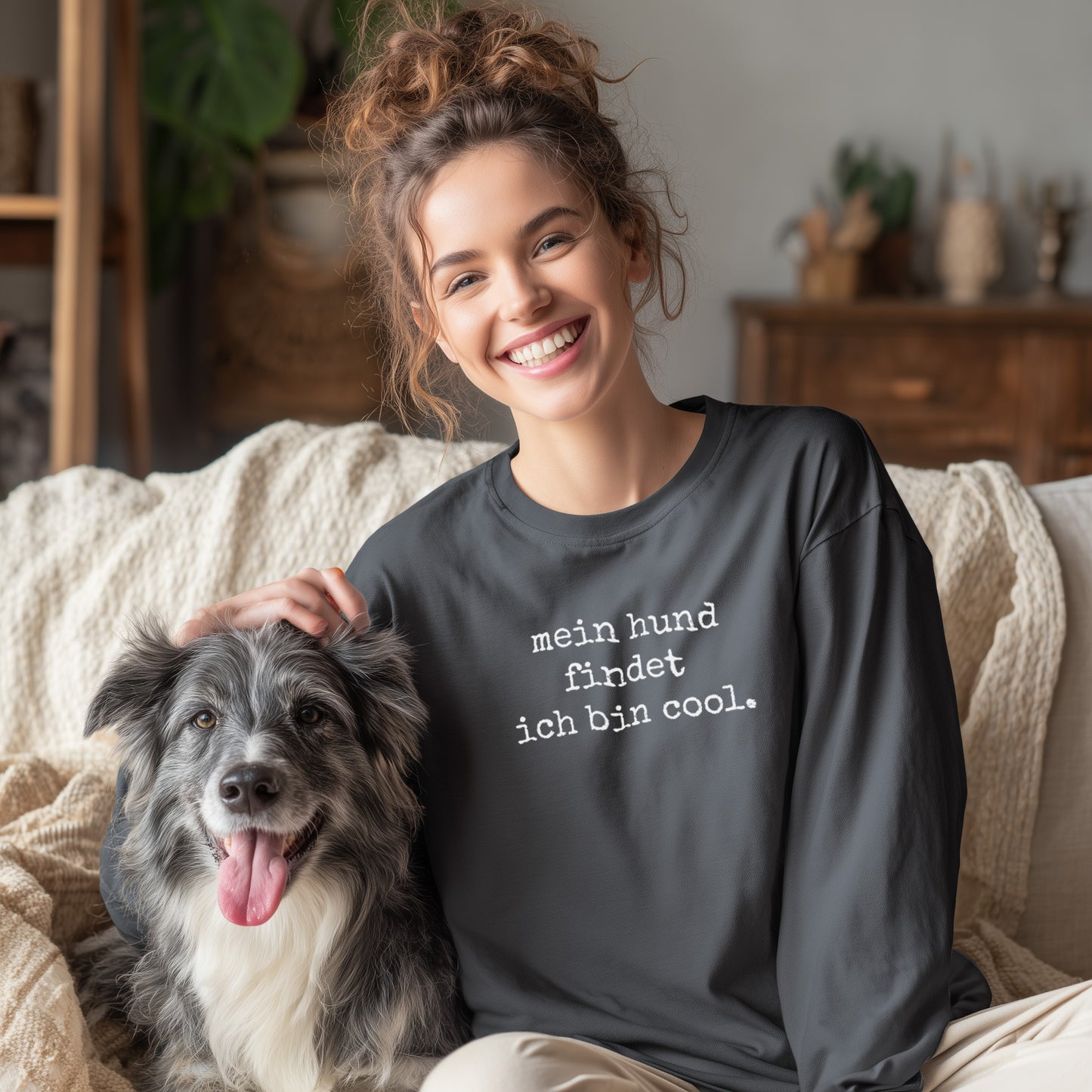 Mein Hund findet ich bin cool - Unisex Longsleeve Classic Fit