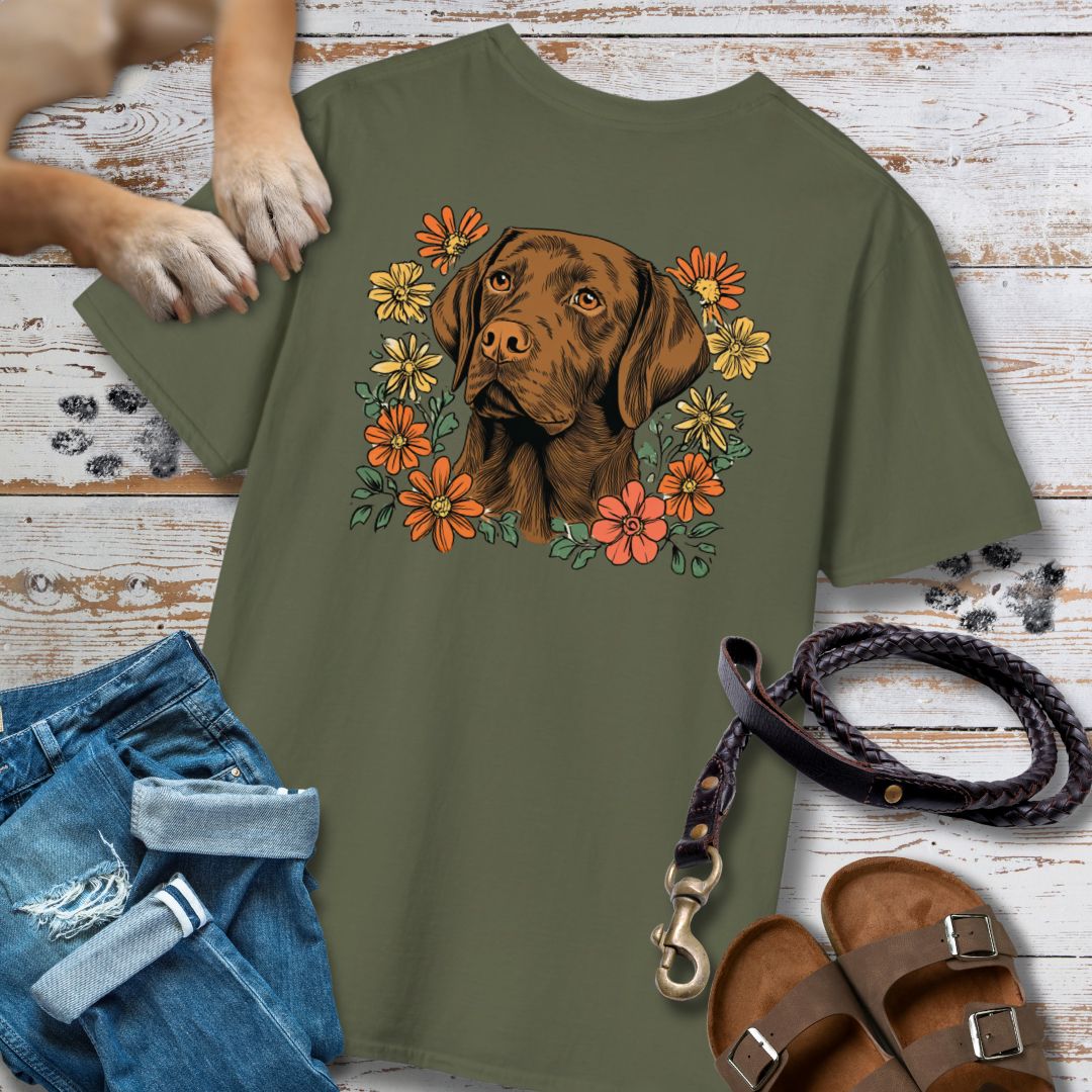 Labrador in Blumen - Nur Hinten - T-Shirt Unisex Classic Fit - Bequemer Klassiker
