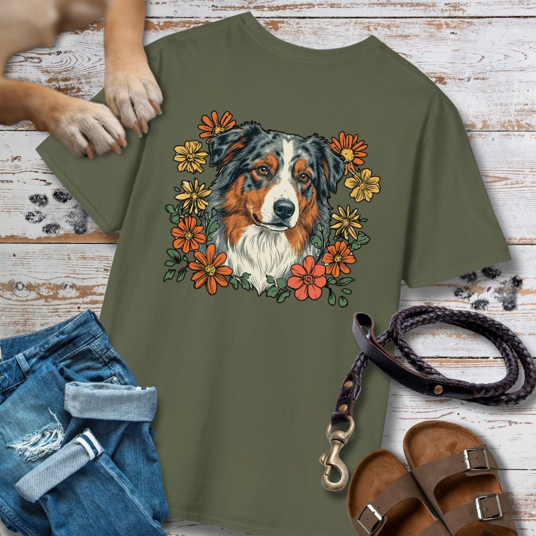 Australian Shepherd in Blumen - Nur Hinten - T-Shirt Unisex Classic Fit - Bequemer Klassiker