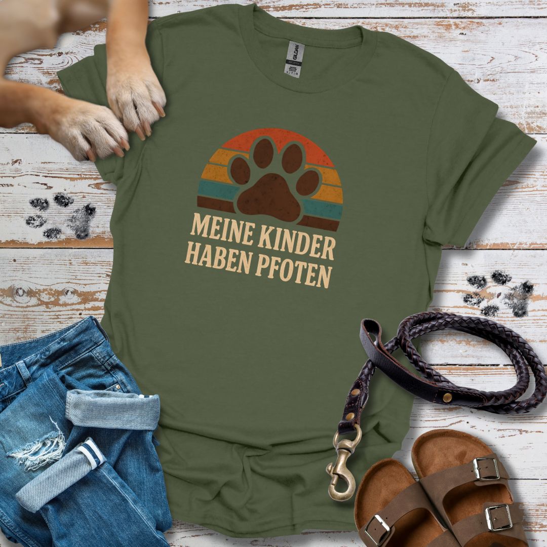 Meine Kinder haben Pfoten - T-Shirt Unisex Classic Fit - Bequemer Klassiker