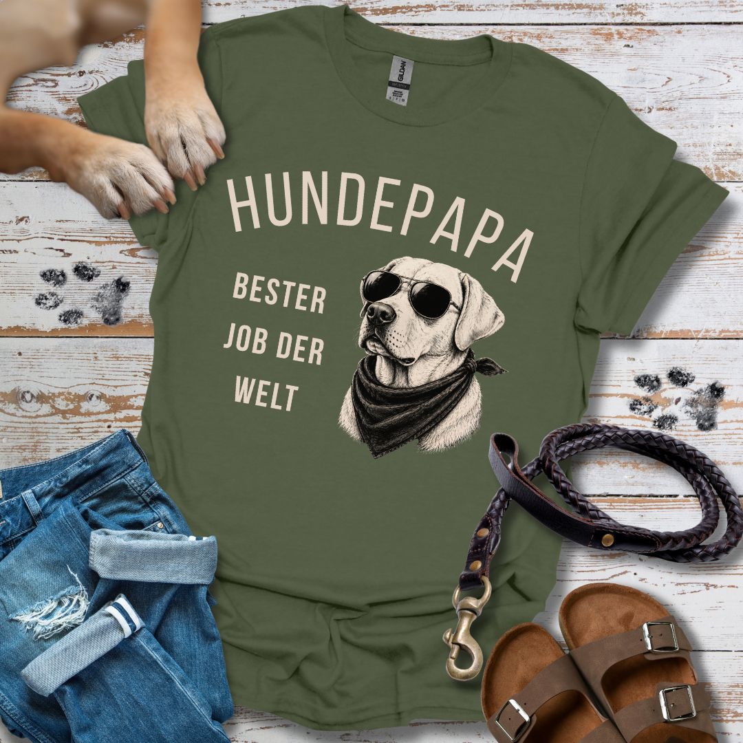 T-Shirt des Monats Mai "Bester Job der Welt: Hundepapa" - T-Shirt Unisex Classic Fit - Bequemer Klassiker