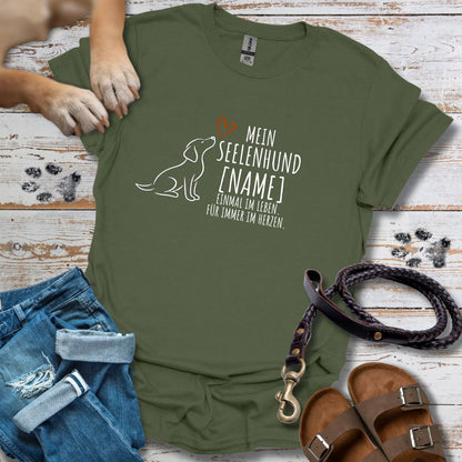Mein Seelenhund Personalisierbar - T-Shirt Classic Fit - Bequemer Klassiker