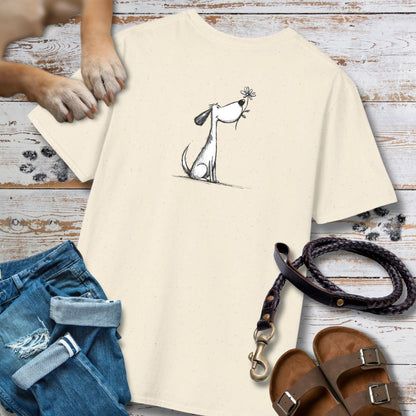 Kleiner Hund mit Blume - Vorne & Hinten - T-Shirt Unisex Classic Fit - Bequemer Klassiker