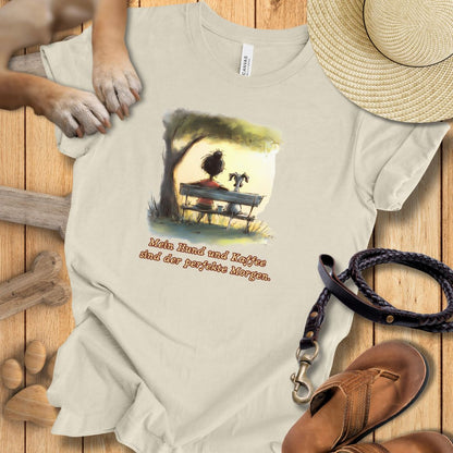 Mein Hund und Kaffee sind der perfekte Morgen - T-Shirt Unisex Modern Fit - Weich & Leicht