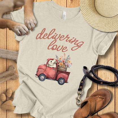 Delivering Love - T-Shirt Unisex Modern Fit - Weich & Leicht