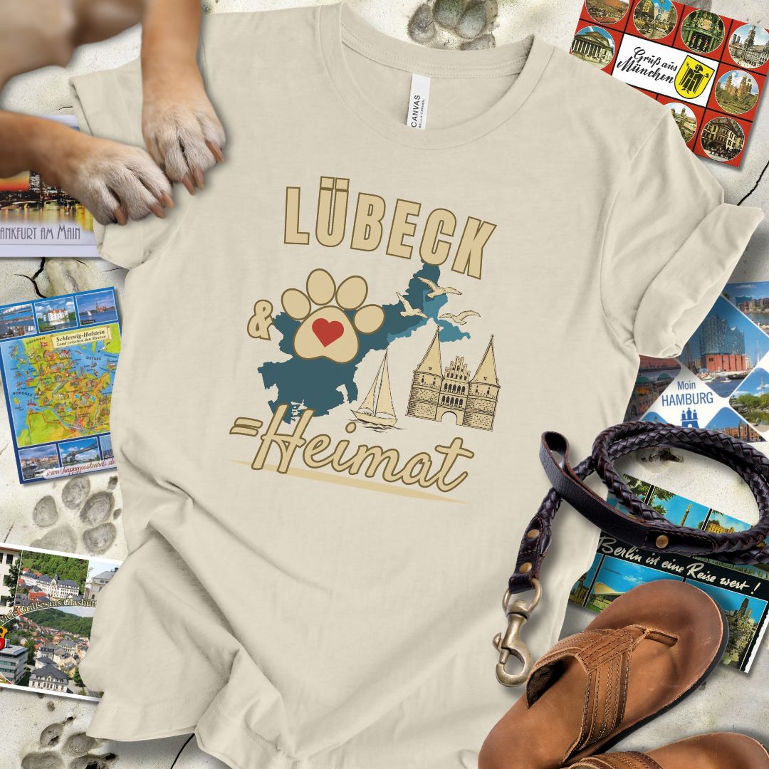 Lübeck & Hund = Heimat - T-Shirt Unisex Modern Fit - Weich & Leicht