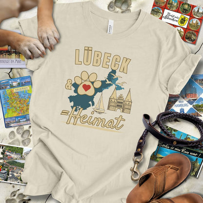 Lübeck & Hund = Heimat - T-Shirt Unisex Modern Fit - Weich & Leicht