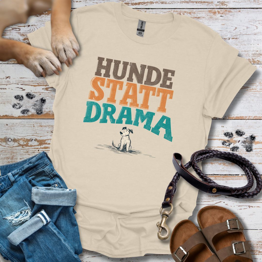 Hunde statt Drama -T-Shirt Unisex Classic Fit - Bequemer Klassiker