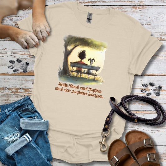 Mein Hund und Kaffee sind der perfekte Morgen - T-Shirt Unisex Relaxed Fit