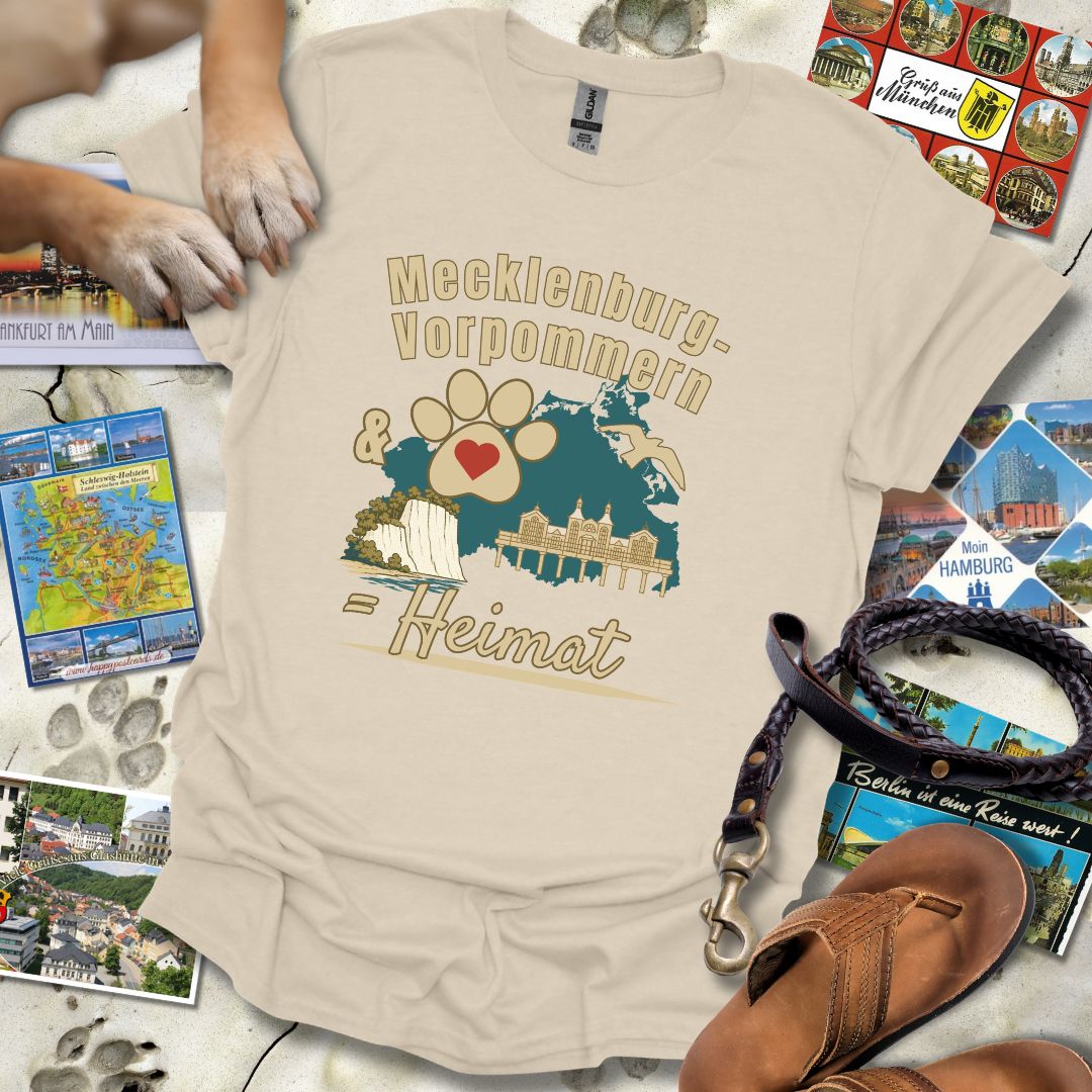 Mecklenburg-Vorpommern & Hund = Heimat - T-Shirt Unisex Classic Fit - Bequemer Klassiker