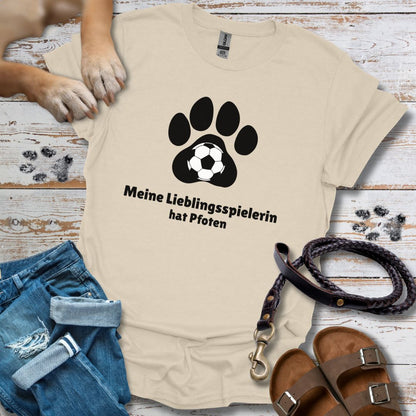 Meine Lieblingsspielerin hat Pfoten - WM-Edition - T-Shirt Unisex Classic Fit - Bequemer Klassiker