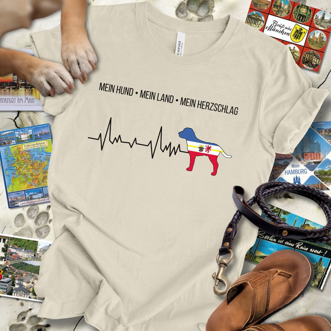 Mein Hund, Mein Land, Mein Herzschlag - Mecklenburg-Vorpommern - T-Shirt Unisex Slim Fit