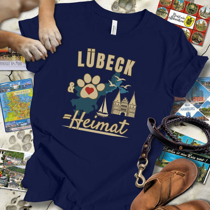 Lübeck & Hund = Heimat - T-Shirt Unisex Modern Fit - Weich & Leicht