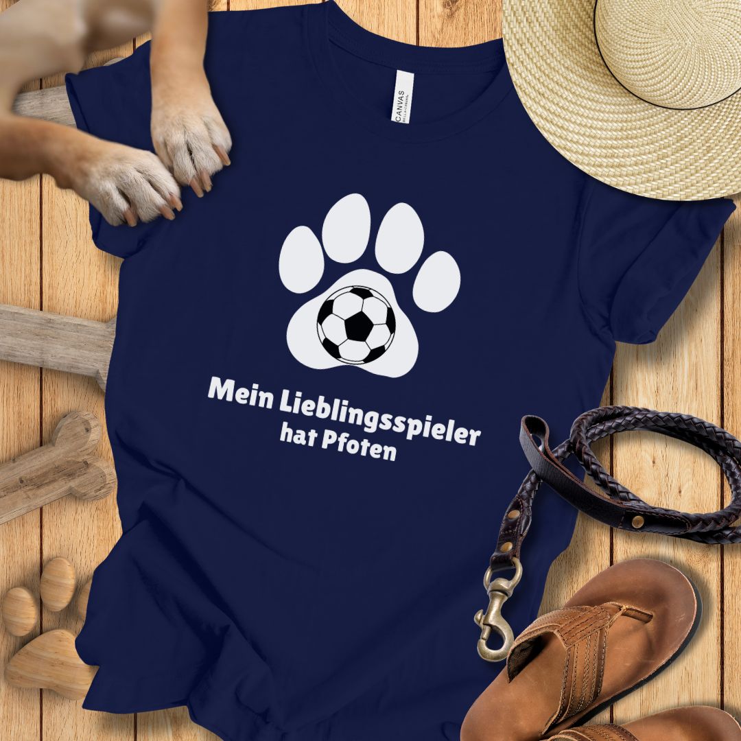 Mein Lieblingsspieler hat Pfoten - WM-Edition - T-Shirt Unisex Modern Fit - Weich & Leicht