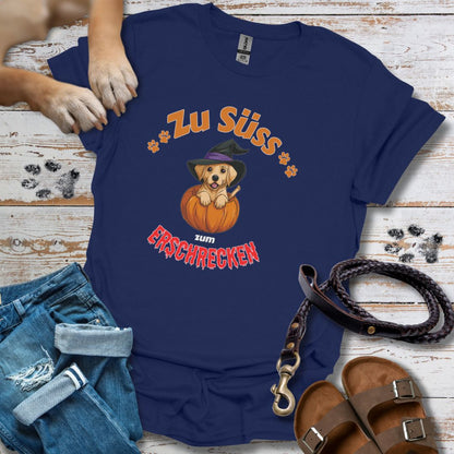 T‑Shirt des Monats Oktober "Zu Süss zum Erschrecken" - Halloween- T-Shirt Unisex Classic Fit - Bequemer Klassiker