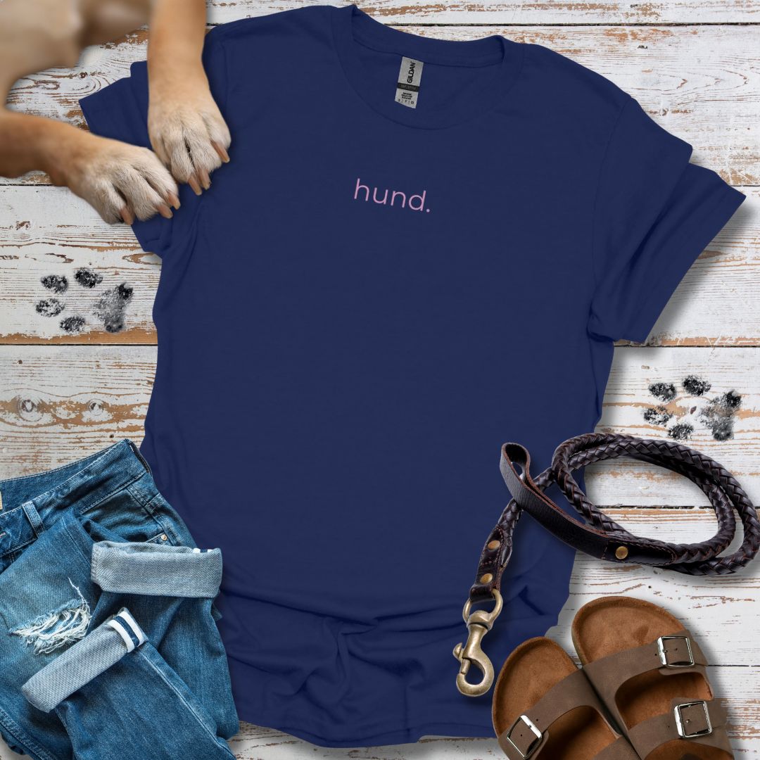 hund. in rosa - T-Shirt Unisex Classic Fit - Bequemer Klassiker