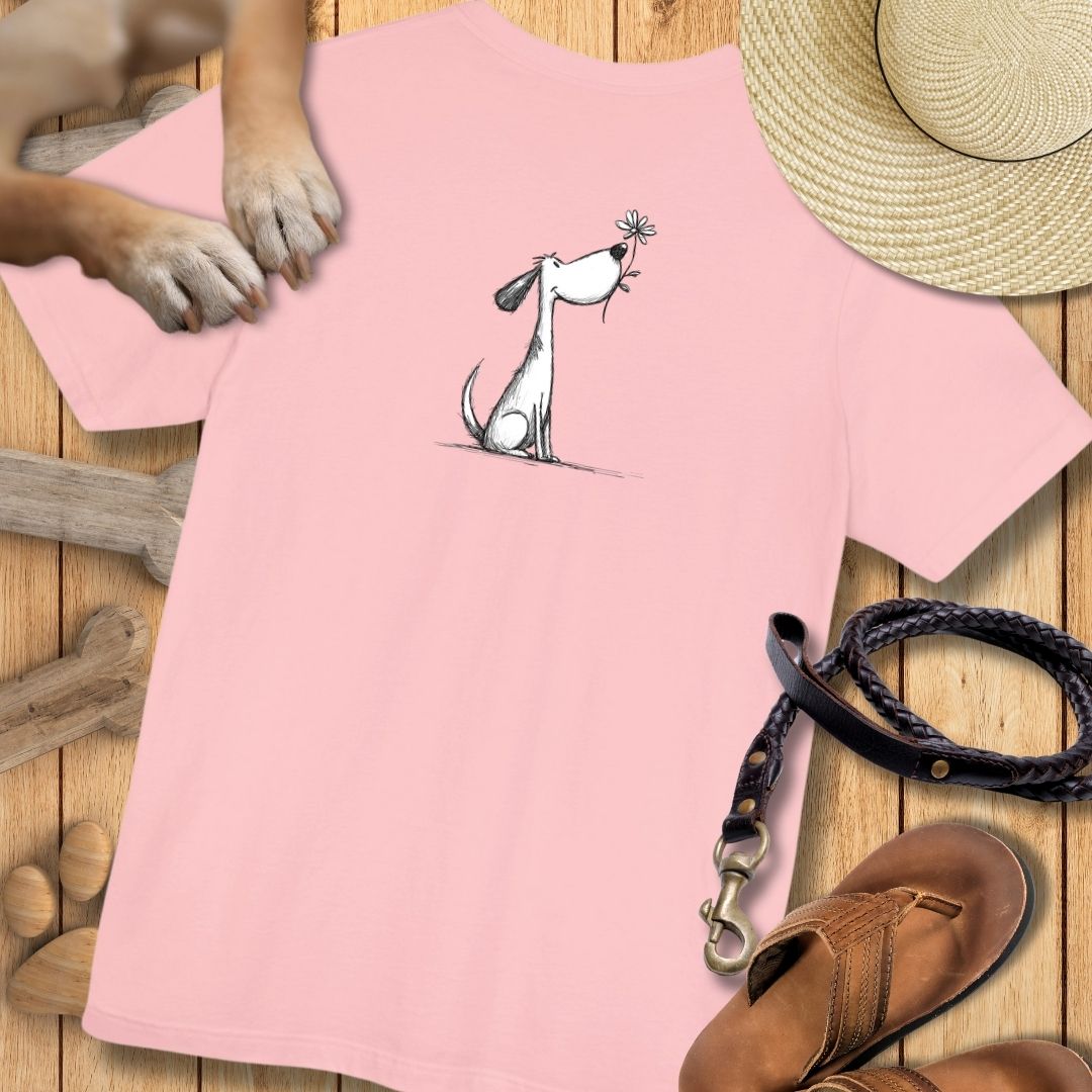Kleiner Hund mit Blume - Vorne & Hinten - T-Shirt Unisex Modern Fit - Weich & Leicht