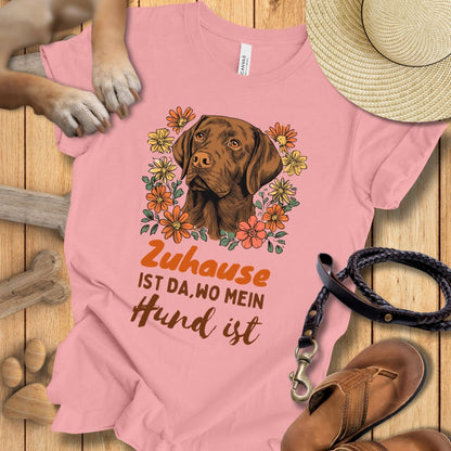 Zuhause ist da, wo mein Hund ist - Labrador - T-Shirt Unisex Modern Fit - Weich & Leicht