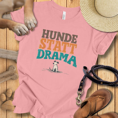 Hunde statt Drama - T-Shirt Unisex Modern Fit - Weich & Leicht